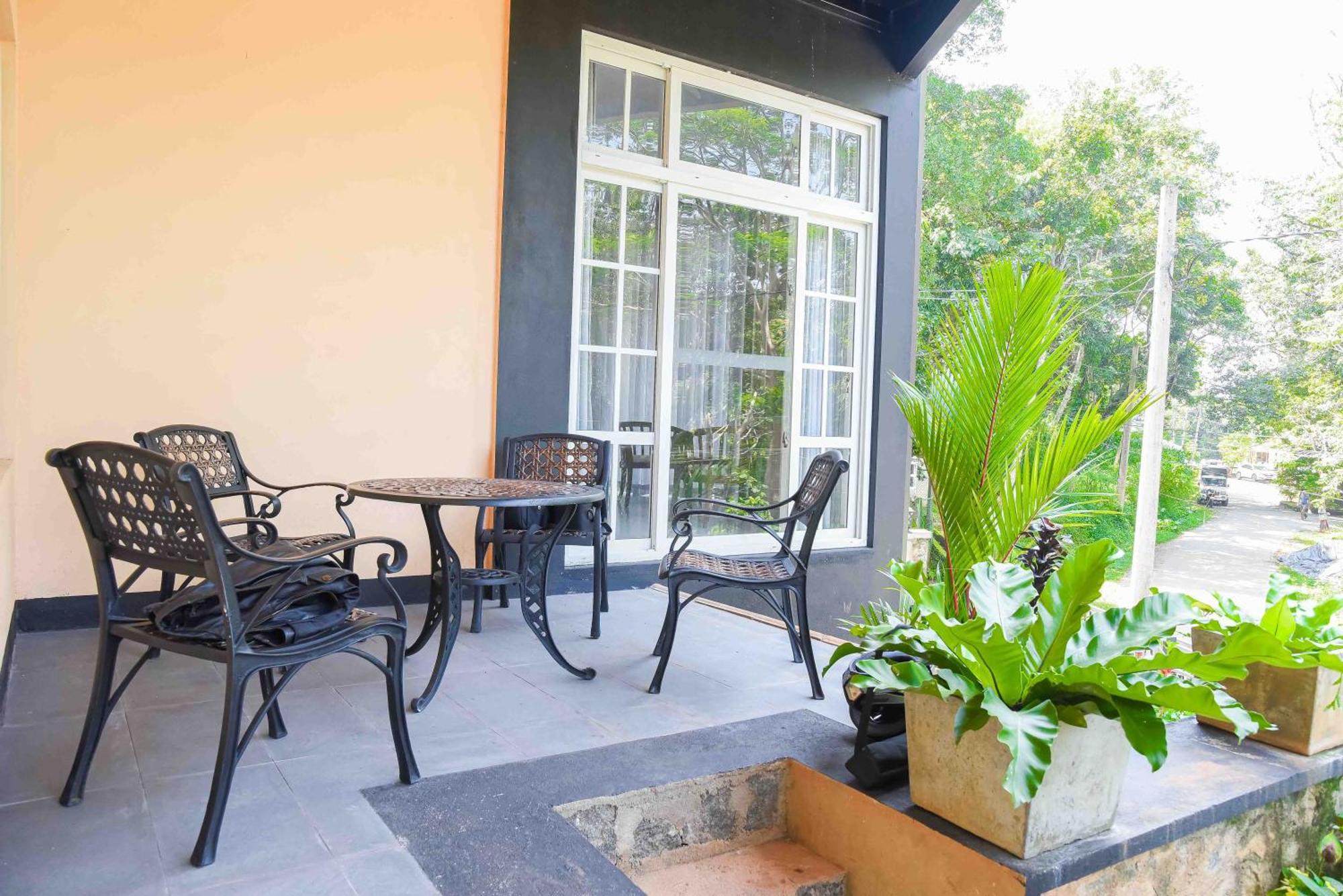 Roberosia - Holiday Home แคนดี้ ภายนอก รูปภาพ