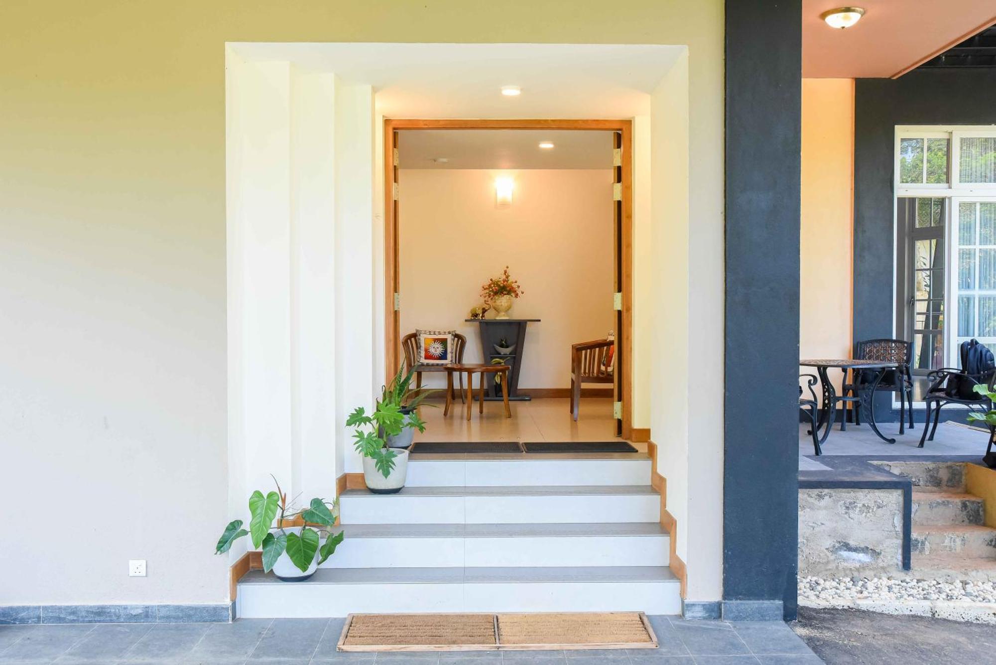 Roberosia - Holiday Home แคนดี้ ภายนอก รูปภาพ